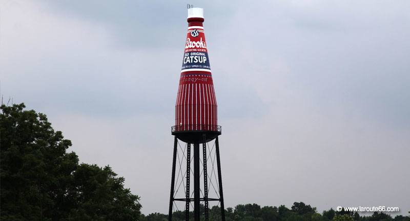 Bouteille de Ketchup géante à Collinsville, Illinois