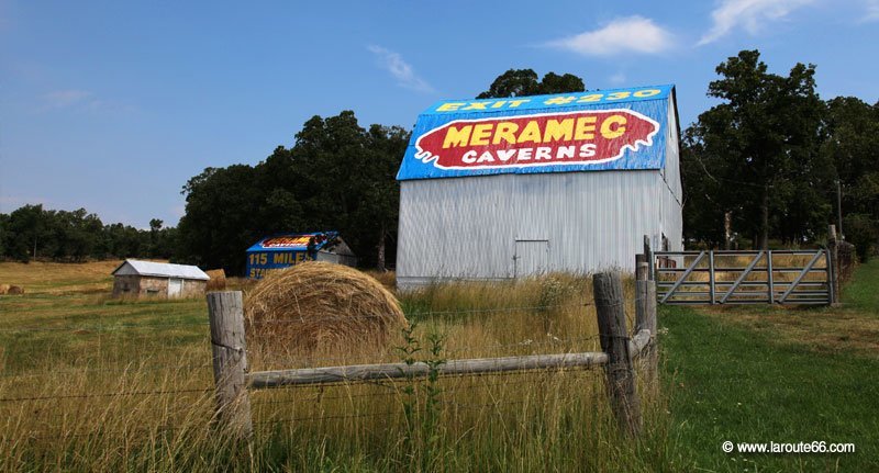 Publicité pour les Meramec Caverns à Phillipsburg, Missouri