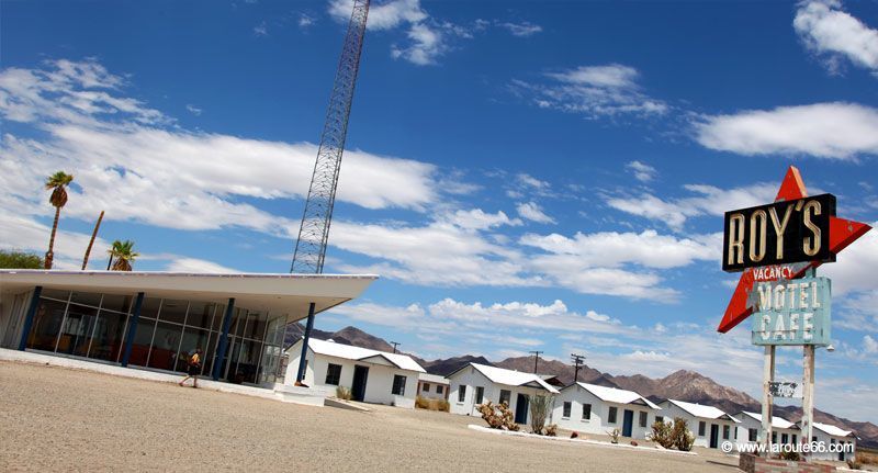 Roy's Motel and Cafe à Amboy